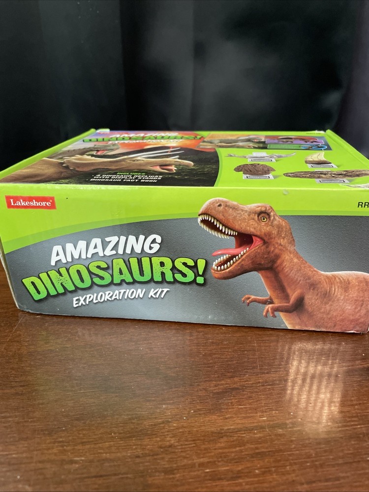 Amazing Dinosaurs! Exploration Kit Lakeshore Learning