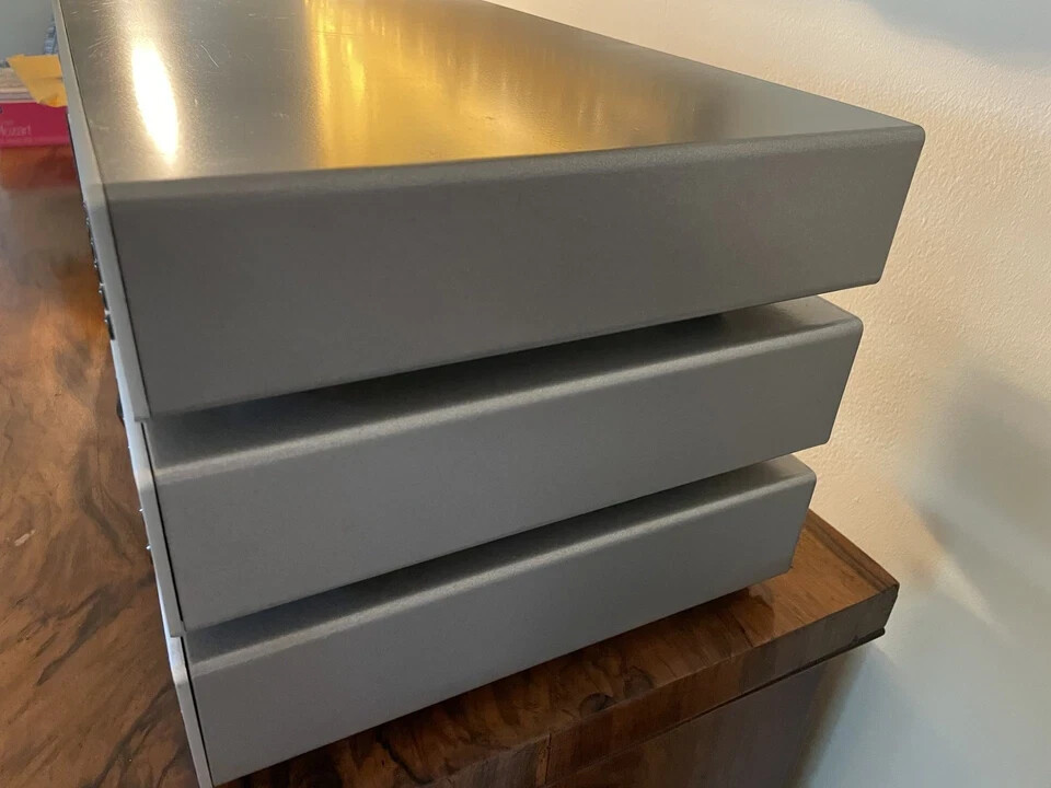 Myryad Cameo Stereo System. No remote control.