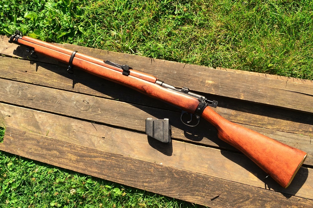 Lee-Enfield SMLE Bolt-Action Rifle - British - WWII - Non-Firing Denix Replica
