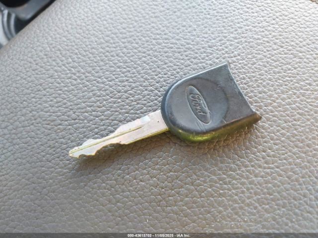 EXPEDITON 2007 Glove Box 4879537