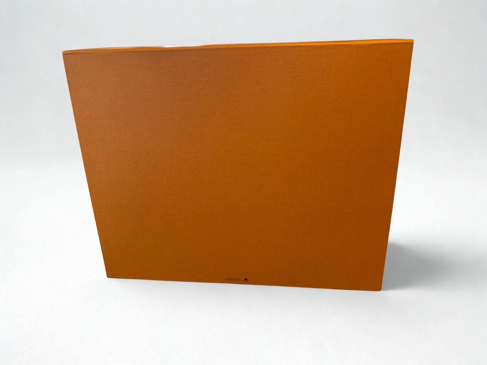 Authentic LOUIS VUITTON LV Gift Box Magnetic Large Empty Box 17.75”x14.5”x6.5”