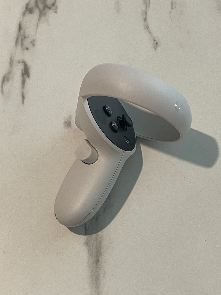 RIGHT Hand Controller for Meta Oculus Quest 2 JD96CX * Excellent *