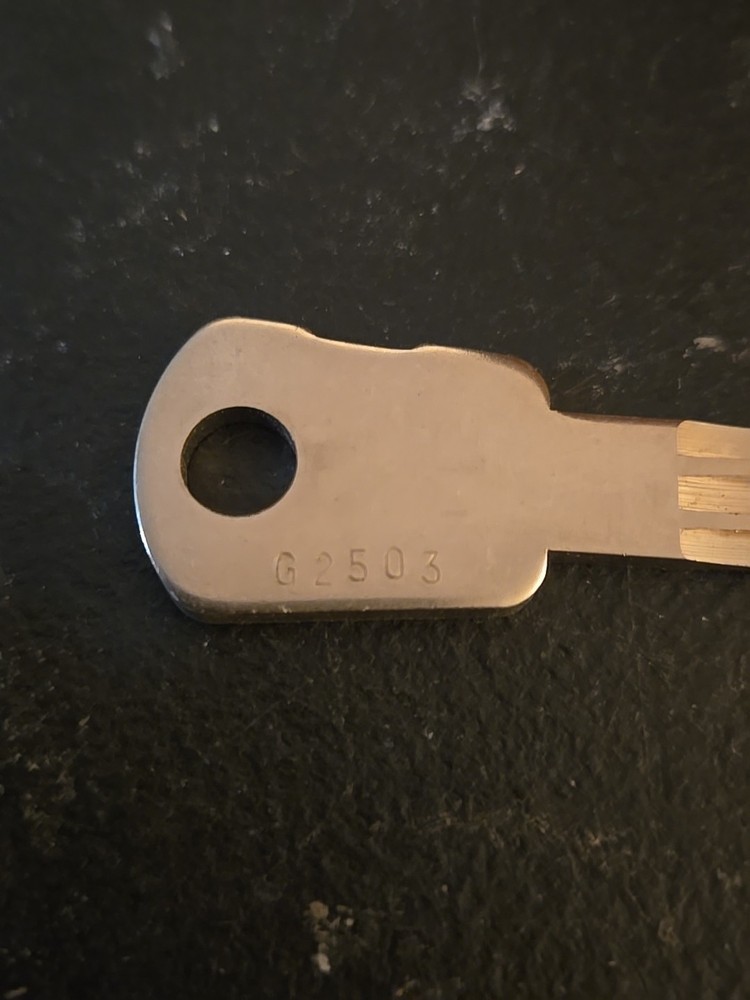 GREENWALD SENTINEL KEY CODED G2503 (3D5)