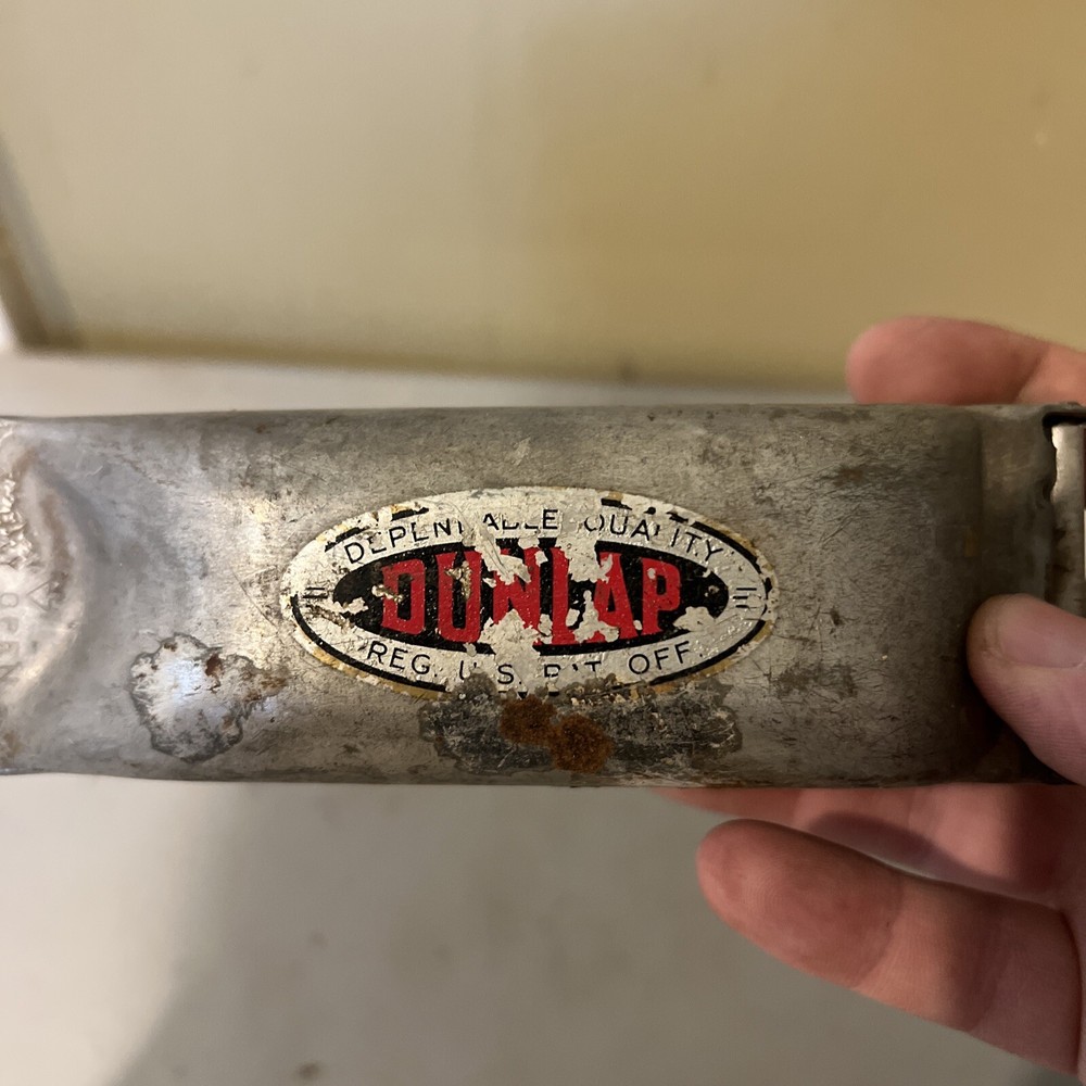 VINTAGE DUNLAP HAND SANDER