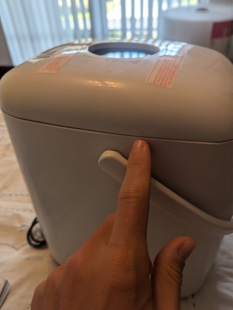 Zojirushi BB-HAC10 1 Pound Programmable Mini Breadmaker - Working - See Videos