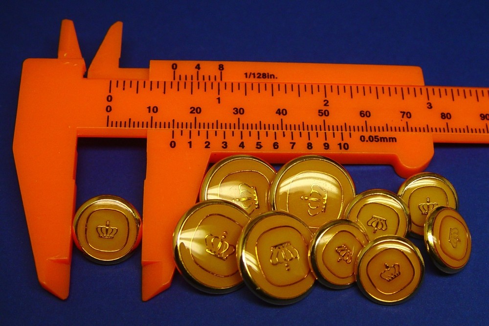 DIMITRI REPLACEMENT BUTTONS 10 Acrylic face enamel effect signature button SHARP