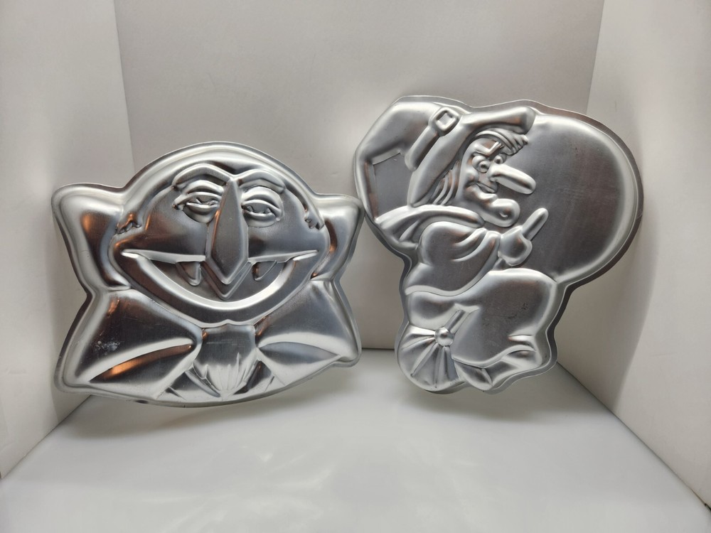 Vintage Wilton Cake Molds-Count Dracula & Witch