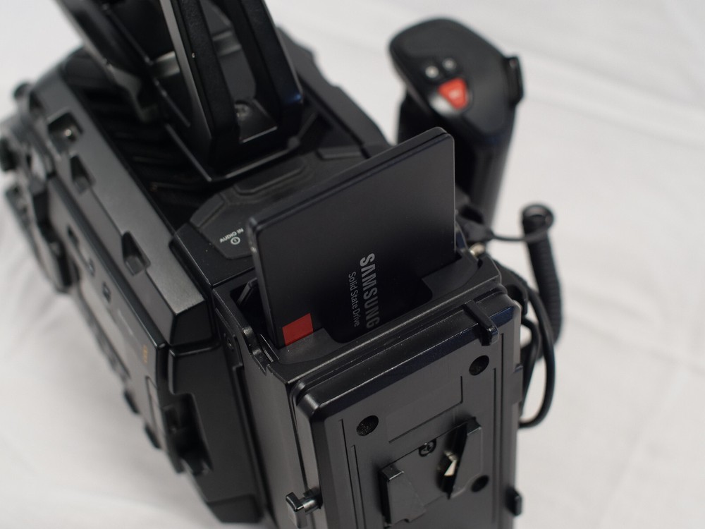 Blackmagic Design URSA Mini Pro 4.6K Digital Cinema Camera Bundle (EF-Mount)