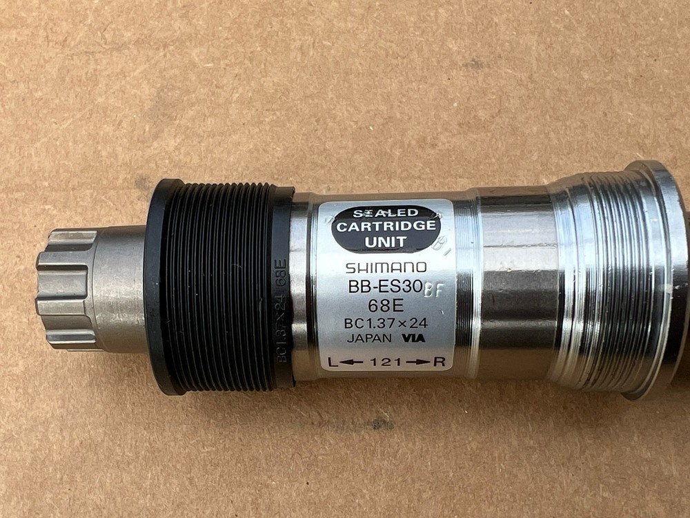 SHIMANO BB-ES30 Bottom Bracket