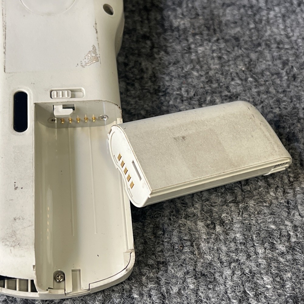 Unitech PT-600 Data Collection Termianal Scanner Dead Battey Used
