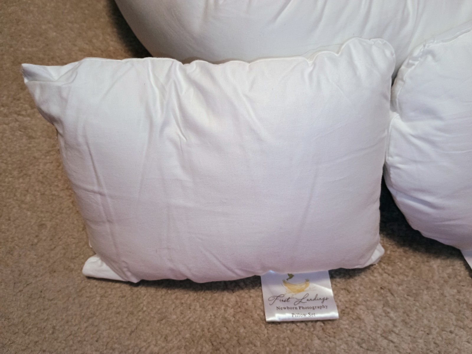 FIRST LANDINGS White NEWBORN PHOTOGRAPHY 4 Posing PILLOWS Set PROPS Infant BABY