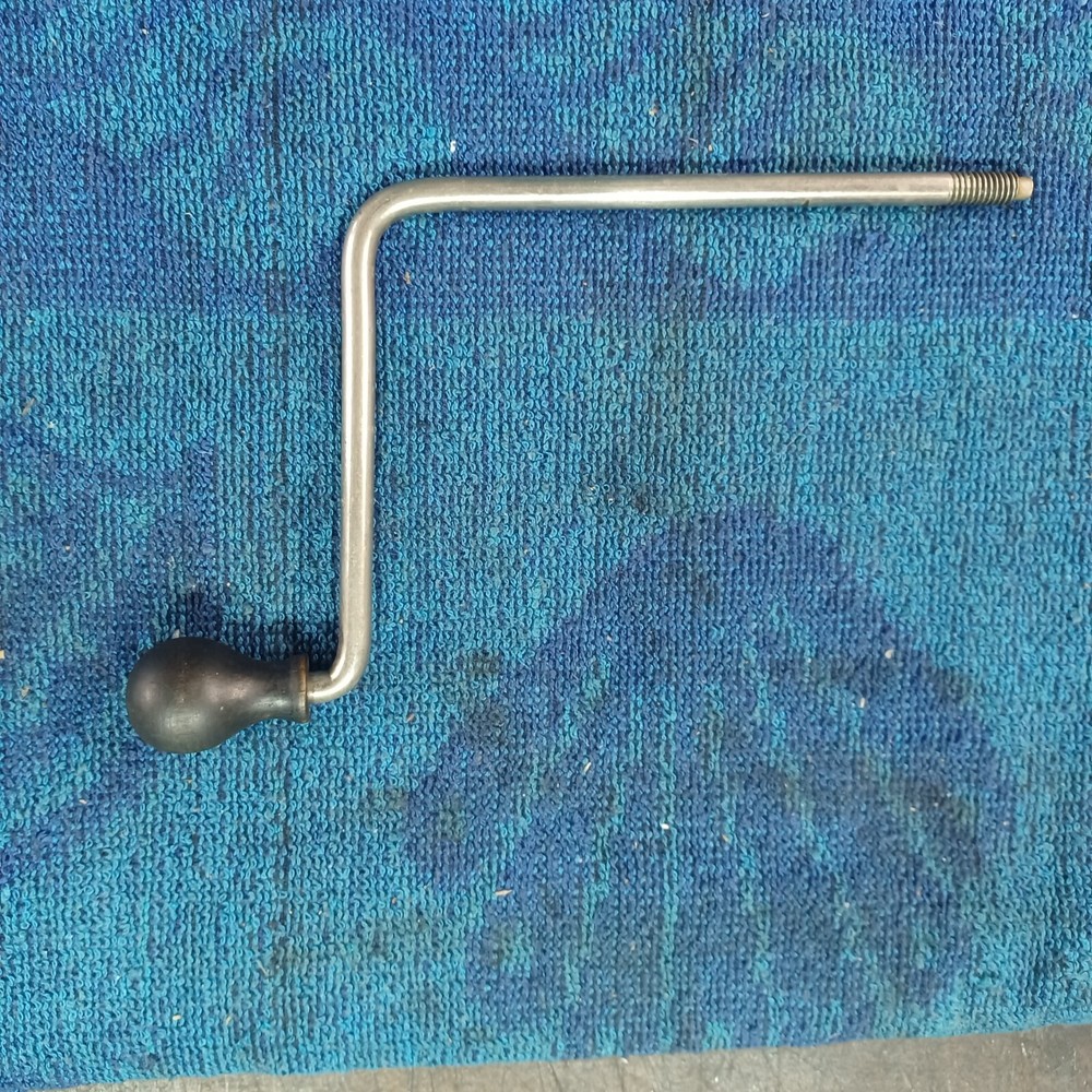 PHONOGRAPH HAND CRANK 5/16" MALE THREADED CHROME