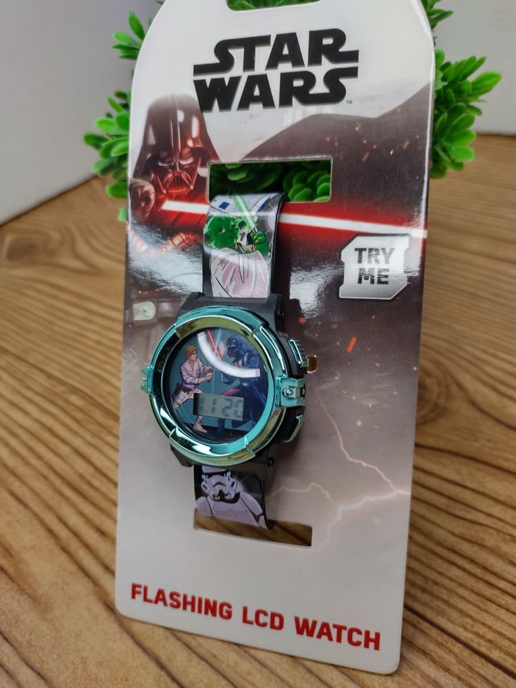 Star Wars Flashing LCD Watch