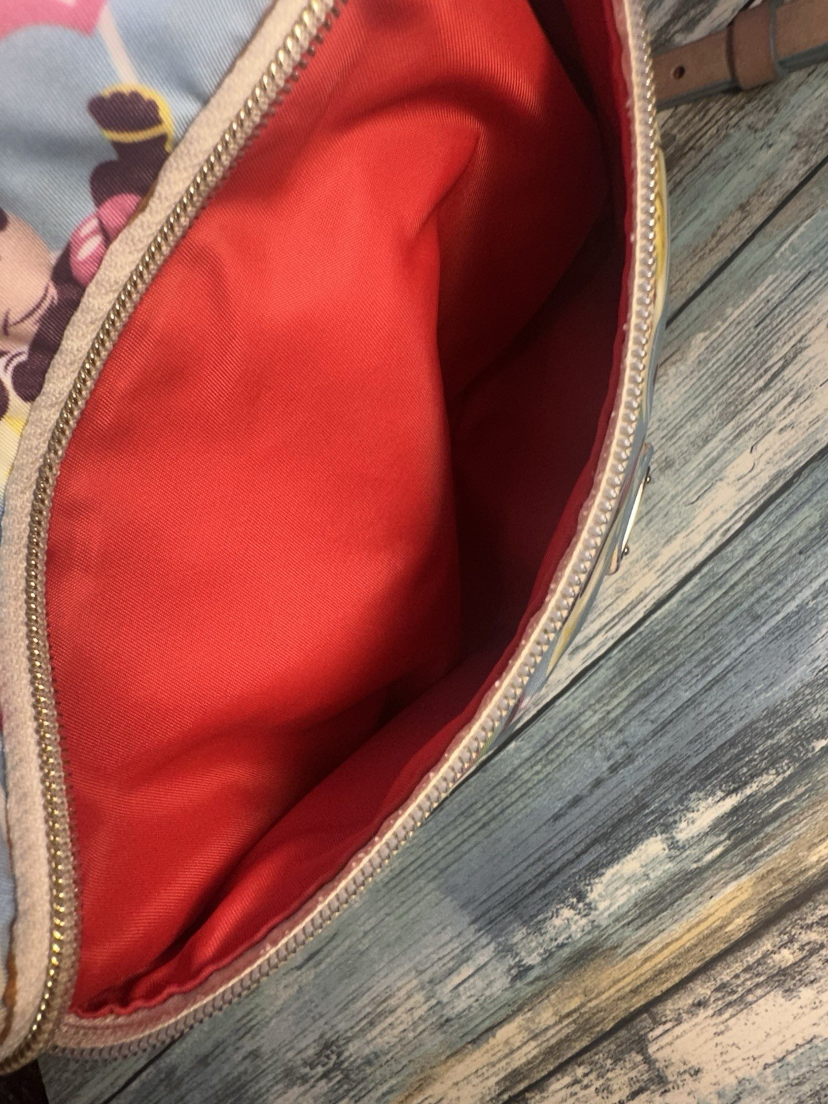 Disney x Dooney & Bourke Beach Nylon Letter Carrier Mickey PreOwned w/Tags