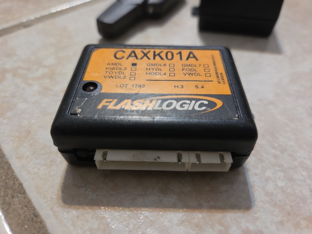 FlashLogic CAXK01A Bypass Module Remote Start Vehicle Interface