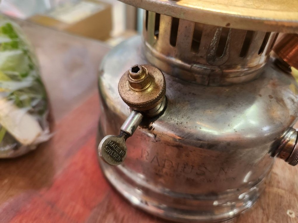 Vintage Radius 119 Kerosene Lantern Tested