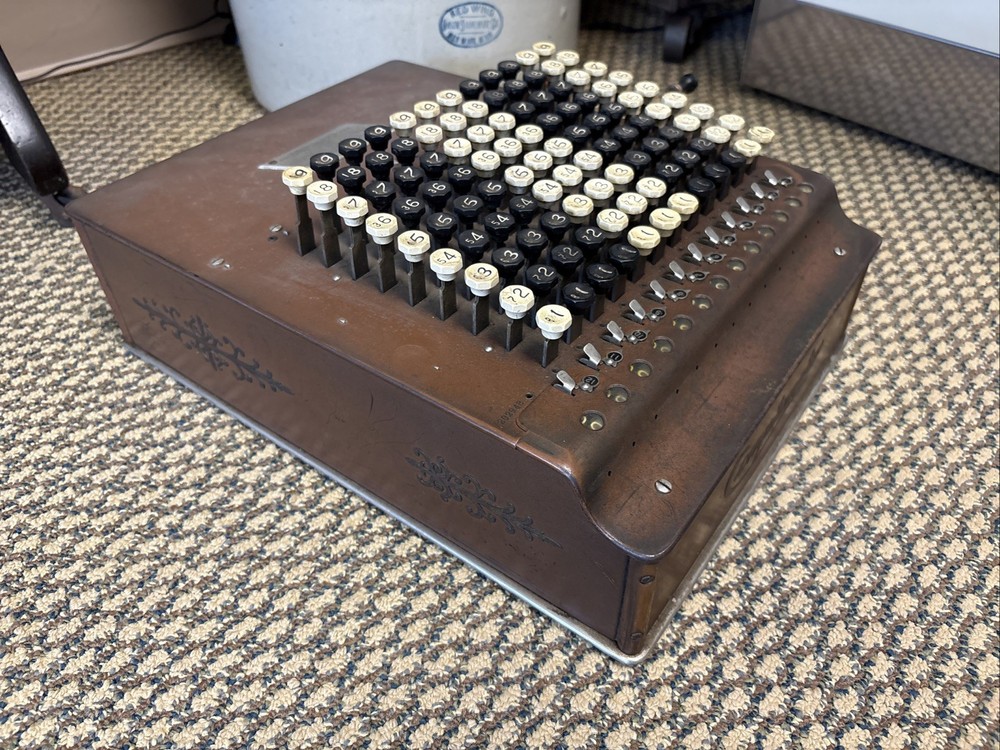 Vintage 1914 Comptometer Felt & Tarrant Chicago Adding Calculator Machine WORKS