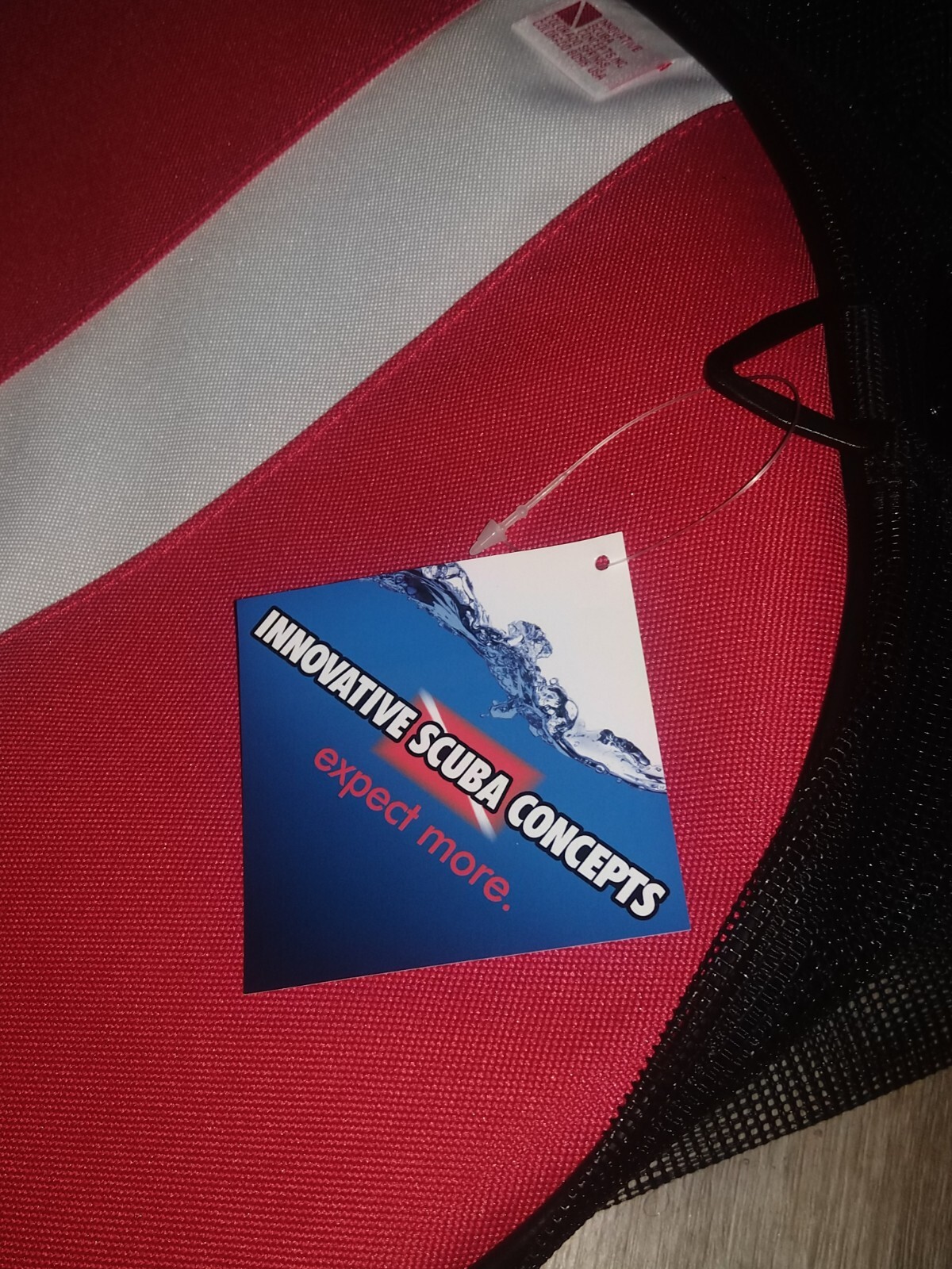 Innovative Scuba Concepts Dive Snorkel Duffle Bag XL 30x15 Mesh Dive Flag