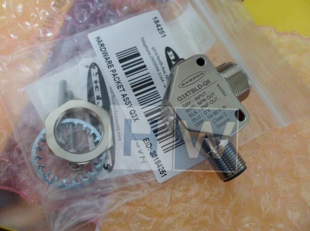 New 1PC Original Q3XTBLD-Q8 Laser Contrast Sensor Q3X Color Code Detection
