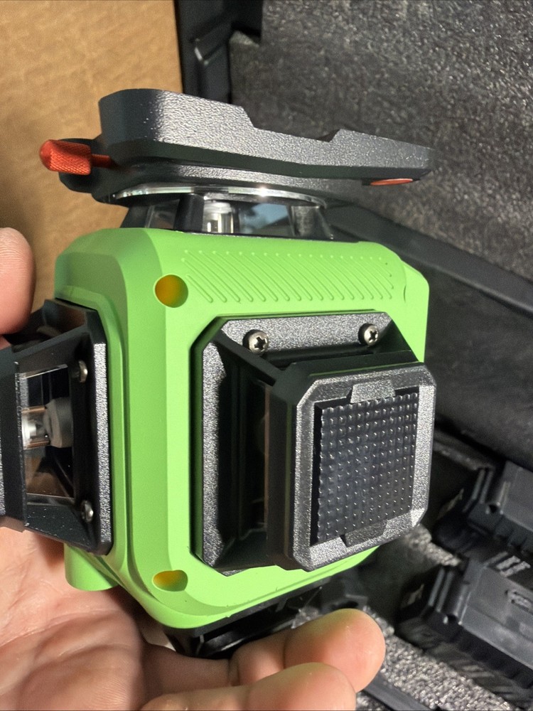 Laser Level with Tripod, 4x360° Self Leveling ±4° Laser Level, Remote Control