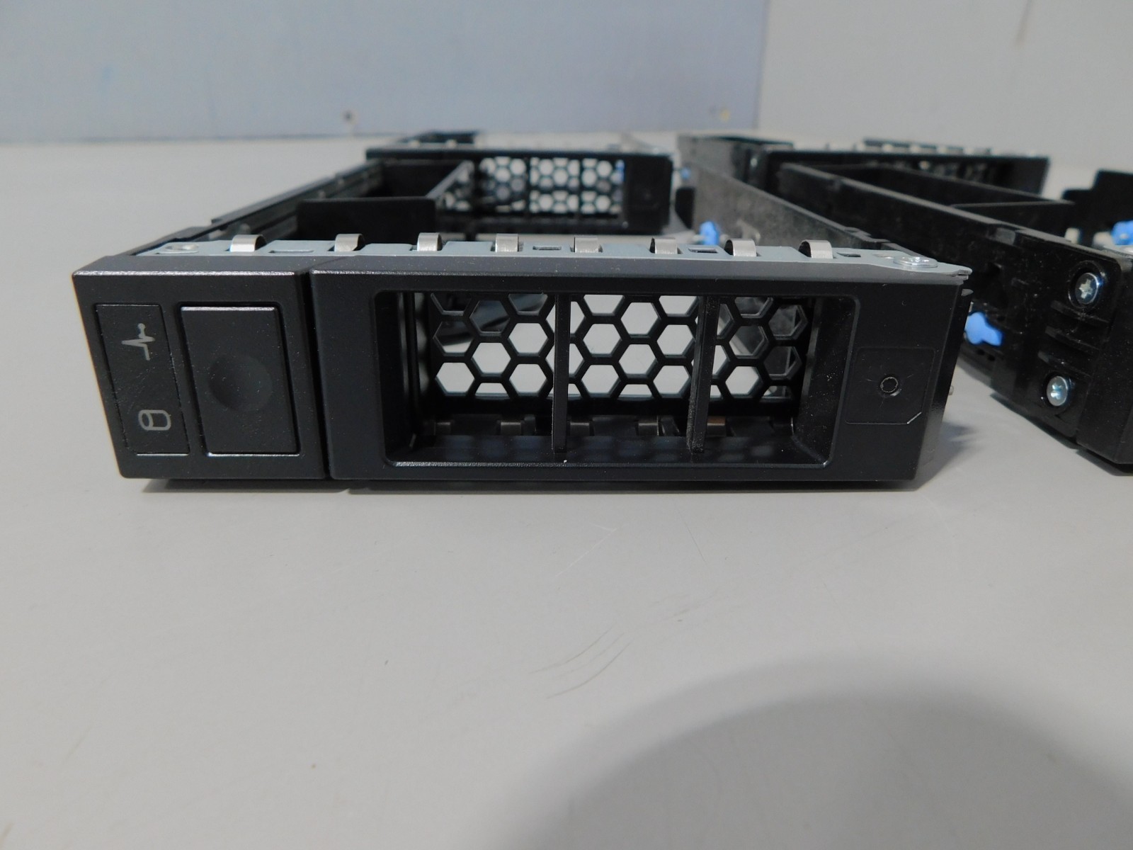 Lot of 4x Dell Precision T5820 T7820 T7920 3.5" 2.5" Hard Drive Tray Caddy