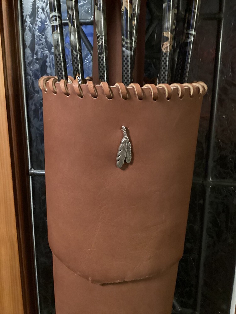 CUSTOM HANDMADE TRADITIONAL ARCHERY BACK QUIVER