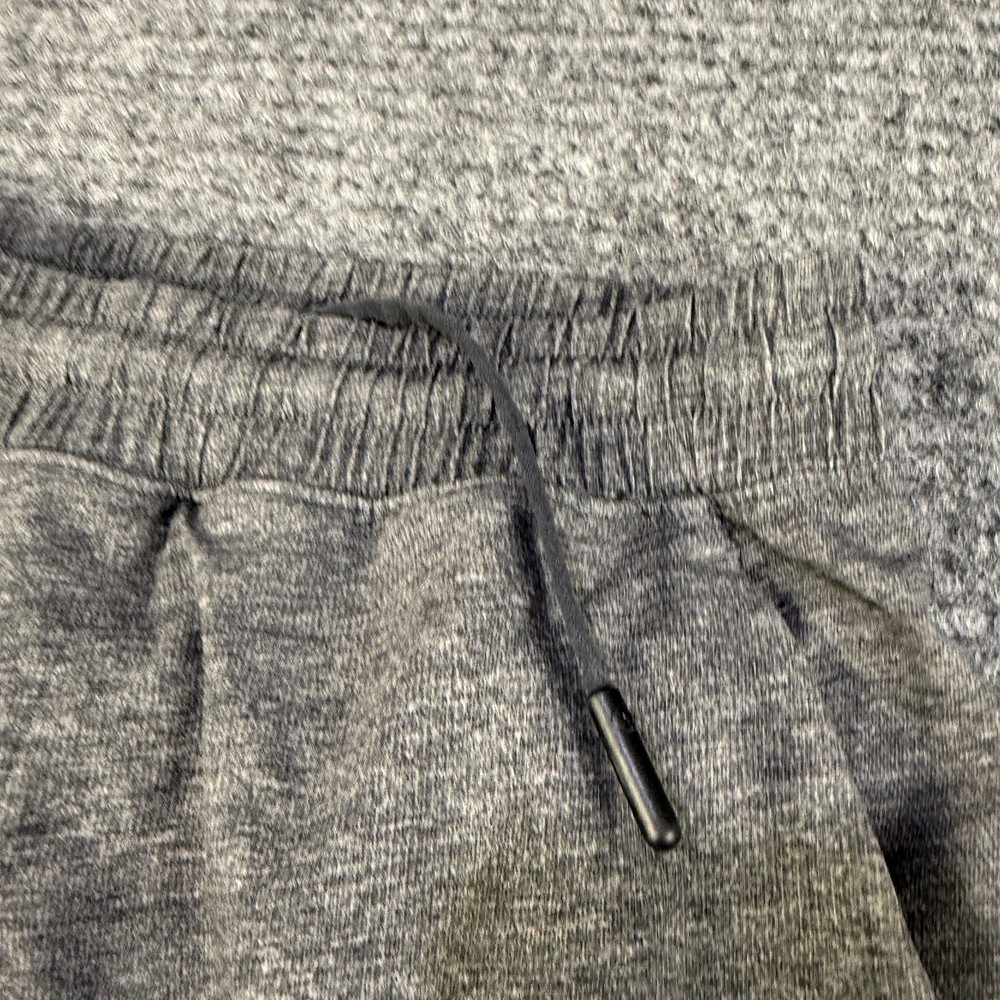 Lululemon Shorts Mens Medium Gray Athletic Training Zip Pocket Performance