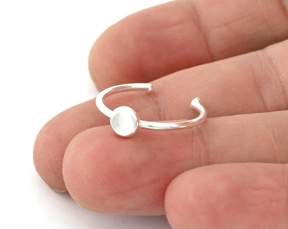 Round Ring Blank, Adjustable Ring Shiny Silver Plated brass (4mm Blank) 5199