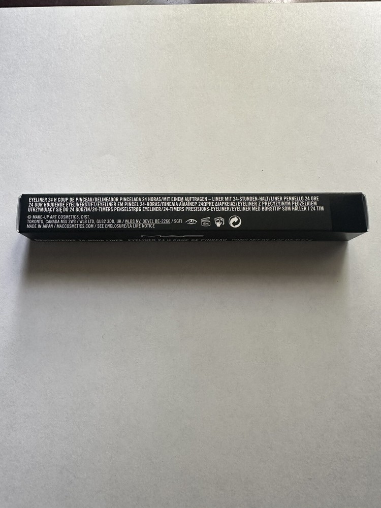 MAC BRUSHSTOKE 24 HOUR EYELINER NEW
