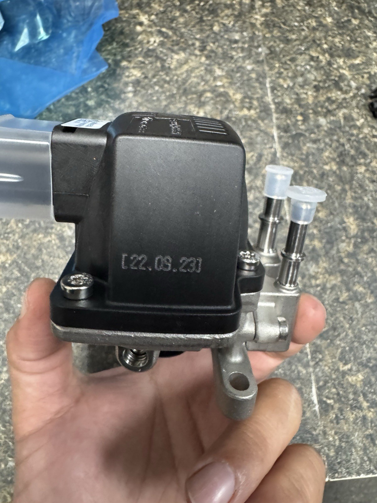 OEM Detroit Mercedes Diesel Exhaust Fluid Doser DEF Metering A0001405539