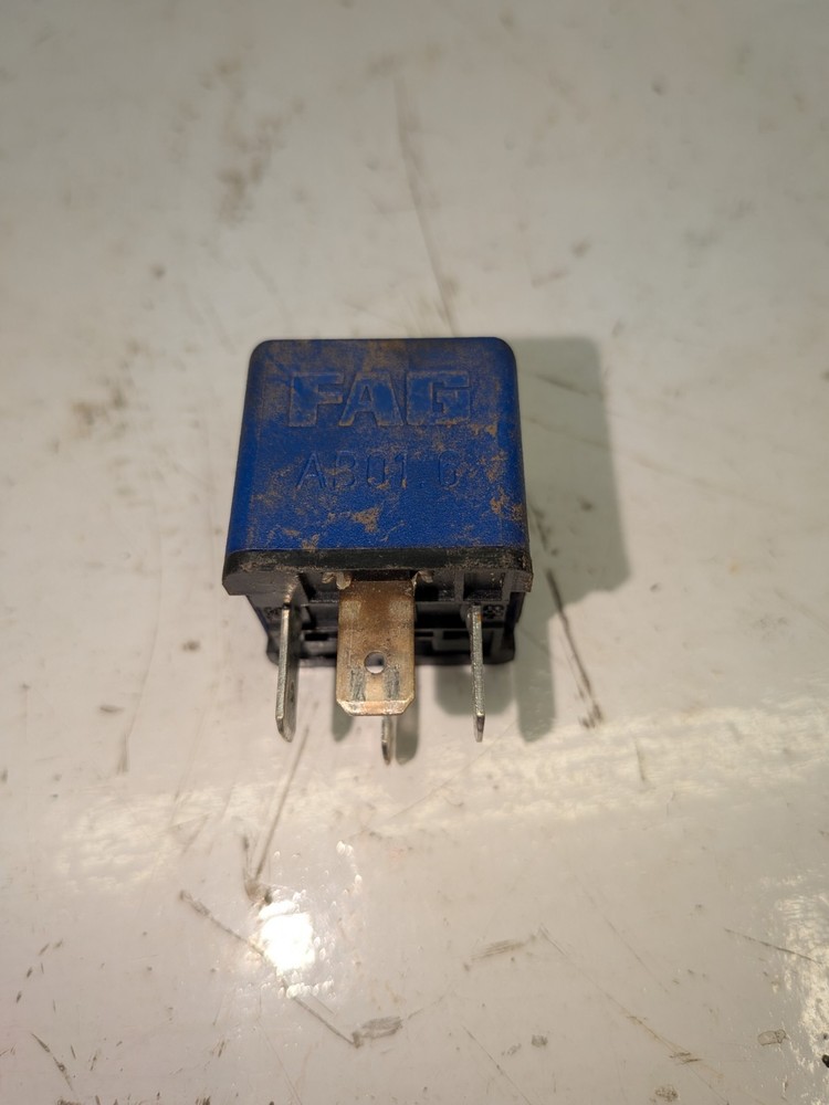 2989 BMW K100lt Abs Relay