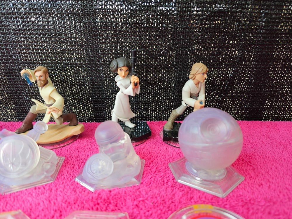 Disney Infinity Star Wars Action Characters 4 Figures 4 Power Discs & 4 Crystals