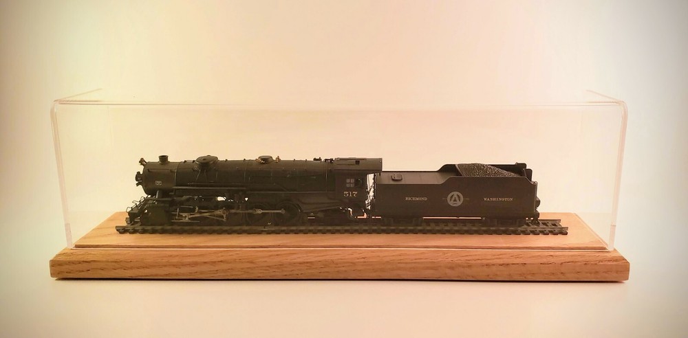 21" Long HO Scale Model Train Display Case, Oak Base