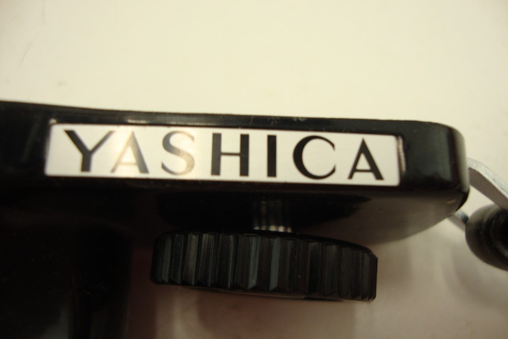 YASHICA Pistol Grip HANDLE ONLY for Camera