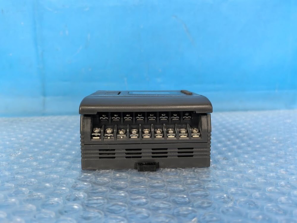 KEYENCE KV-24DT PLC Transistor Output Module USED