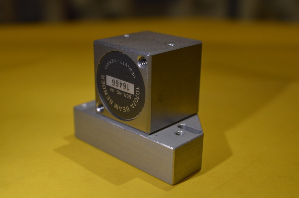 HP Model: 10707A Beam Bender WITH BASE