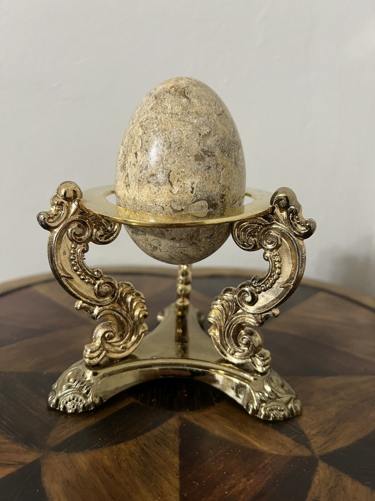 Godinger Stand With A Marble Egg