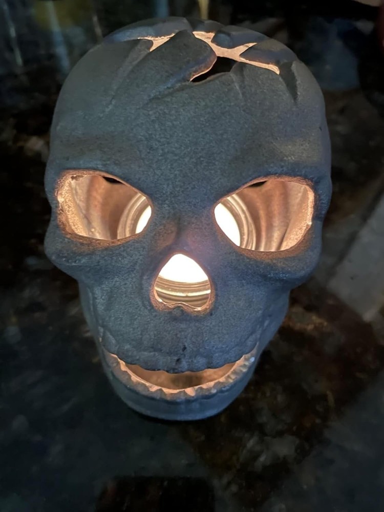 2pcs Refractory Materials Fireproof Imitated Human Fire Pit Skulls Gas Gray