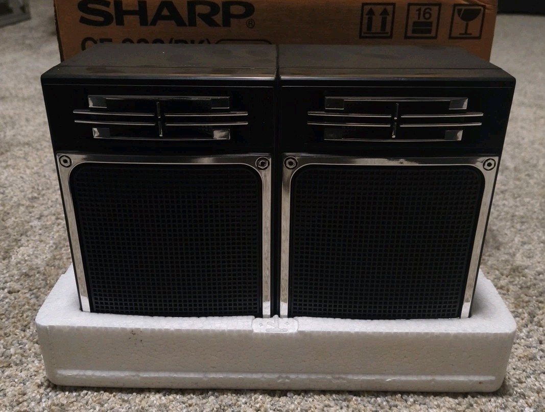 SHARP GF-320 VTG. BOOMBOX STEREO. NEW OLD STOCK