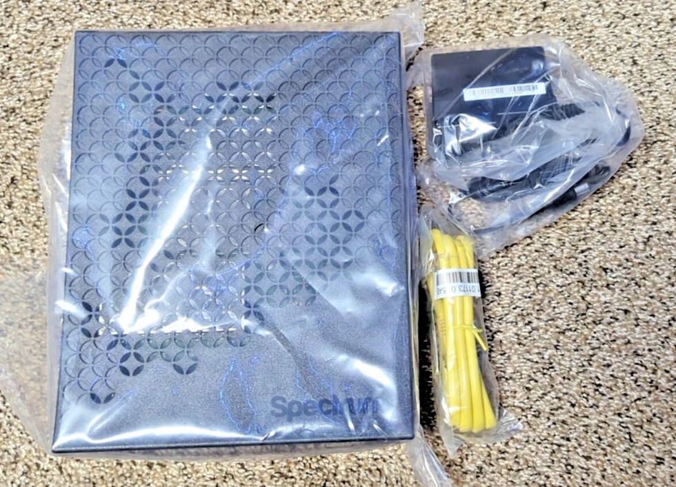 Open Box – EU2251 DOCSIS 3.1 Cable Modem – See Pics