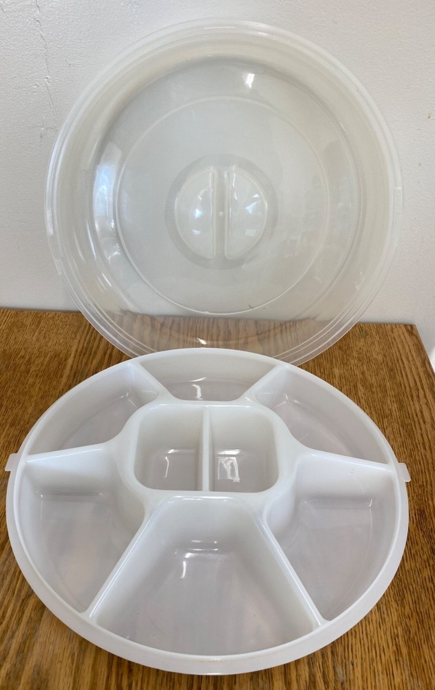 Round Plastic Divided Party Serving Platter
