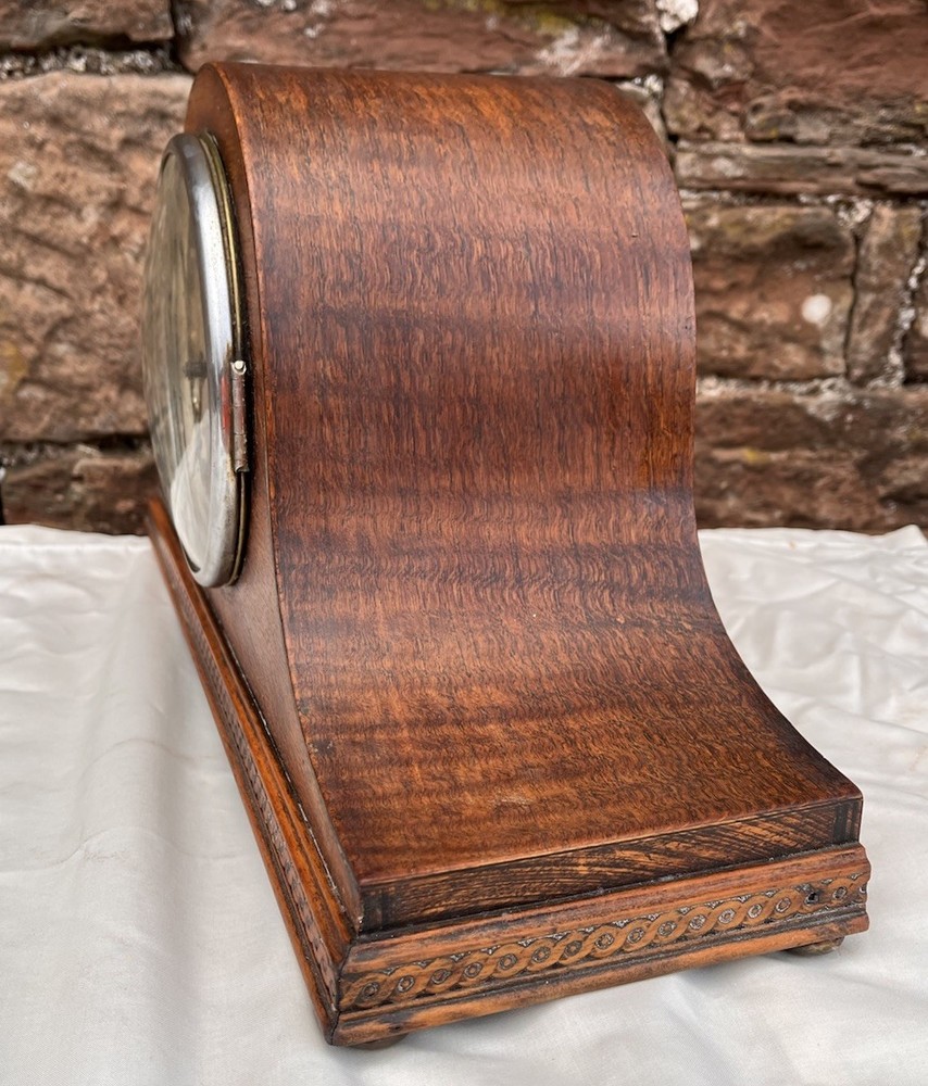 Napoleon Clock With Westminster Chime & Key In Oak Case