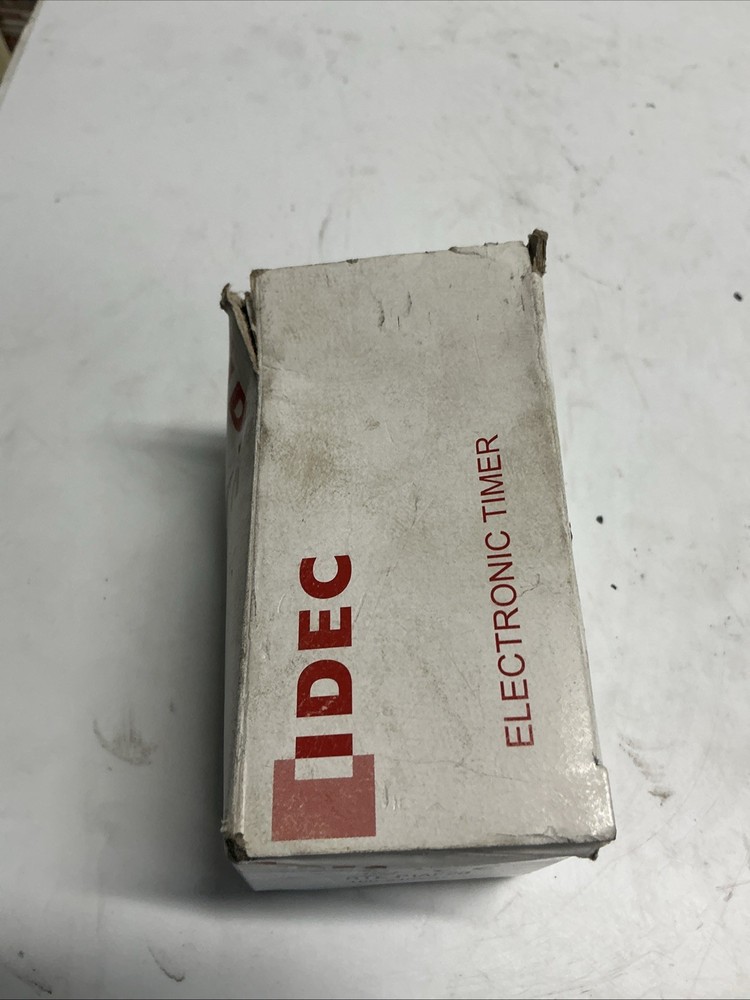 IDEC RTE-P1AF20 Timer Analog X-769
