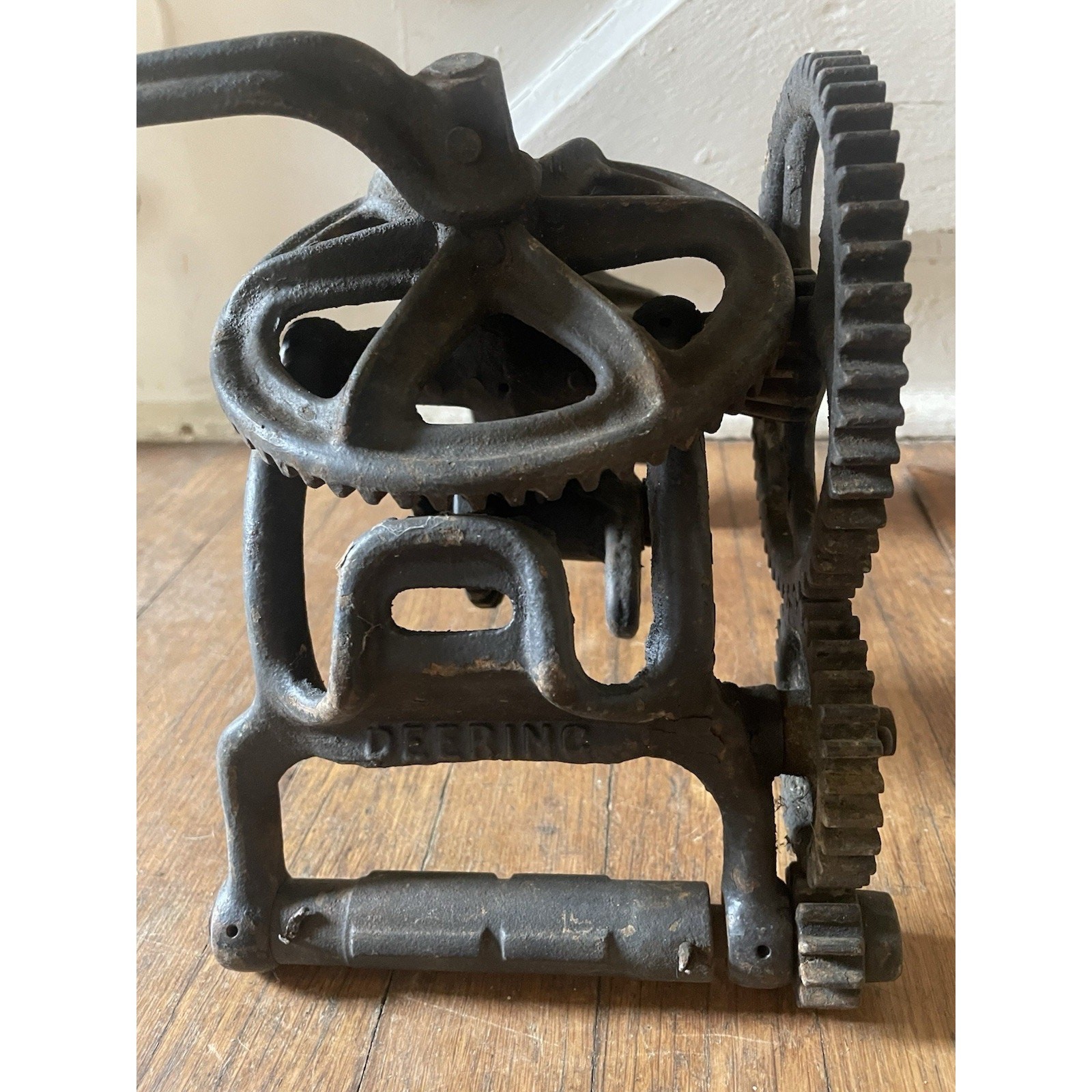 Antique Deering Blade Sharpener Grinder Farm Tool 3 Gears Cast Iron Steampunk