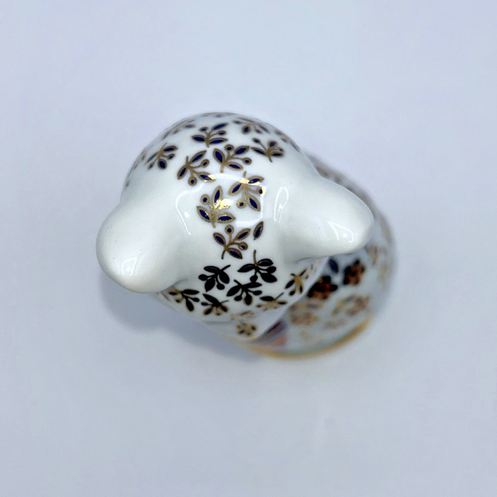 VTG Japanese Imari Neko Floral Hand Painted Porcelain Cat Figurine Decor EUC