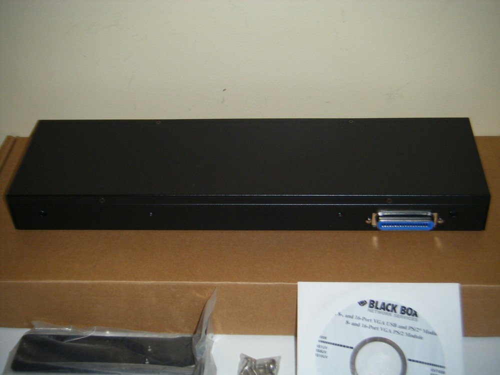 Black Box Networking KVT4S8UV 8-Port VGA PS/2 Port Module
