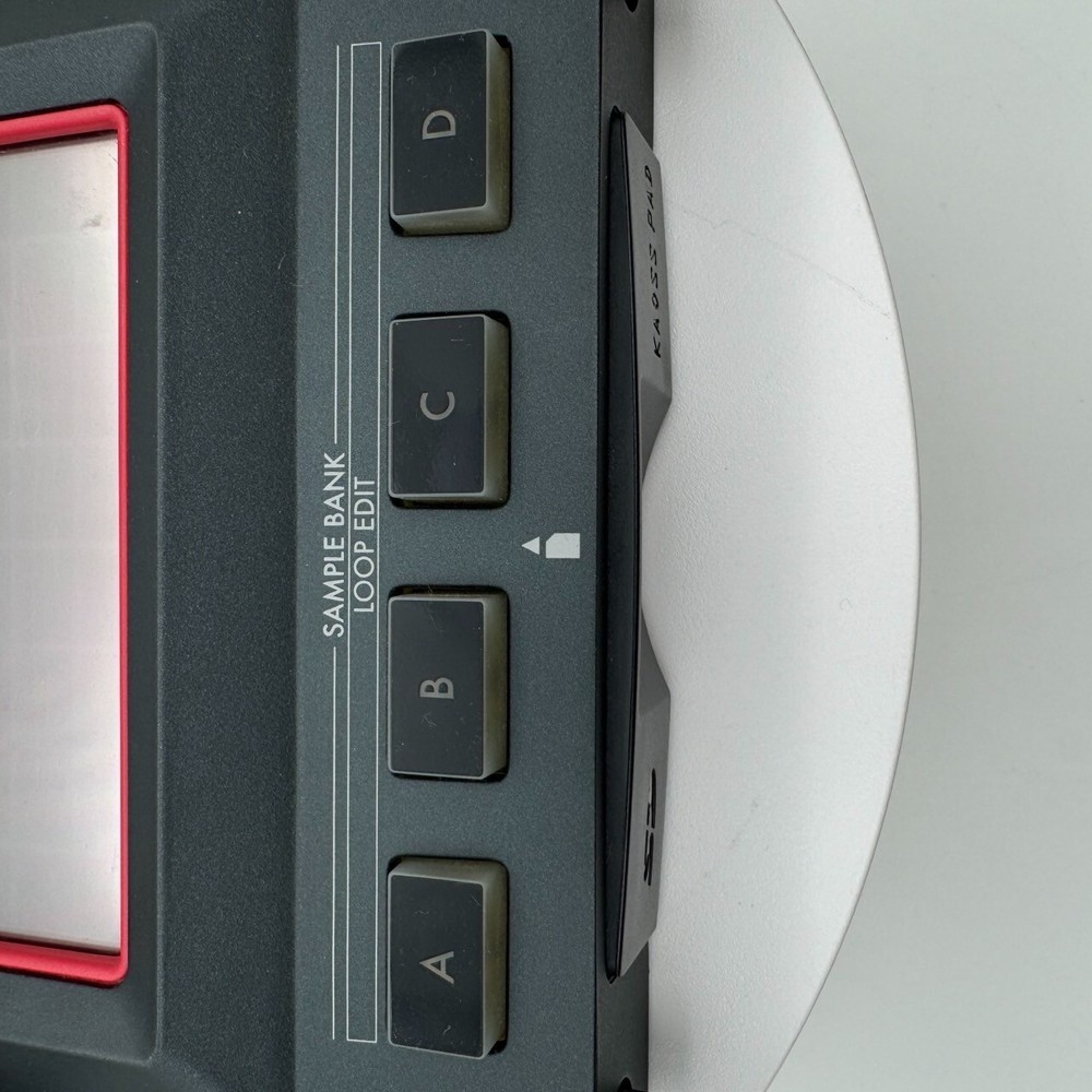 KORG KAOSS PAD KP3 KP-3 Dynamic Effect Sampler Sequencer w/Accessories Working