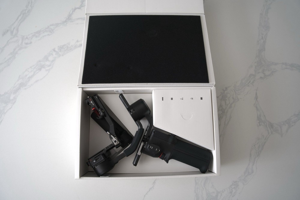 DJI RS 3 Mini 3-Axis Gimbal Stabilizer