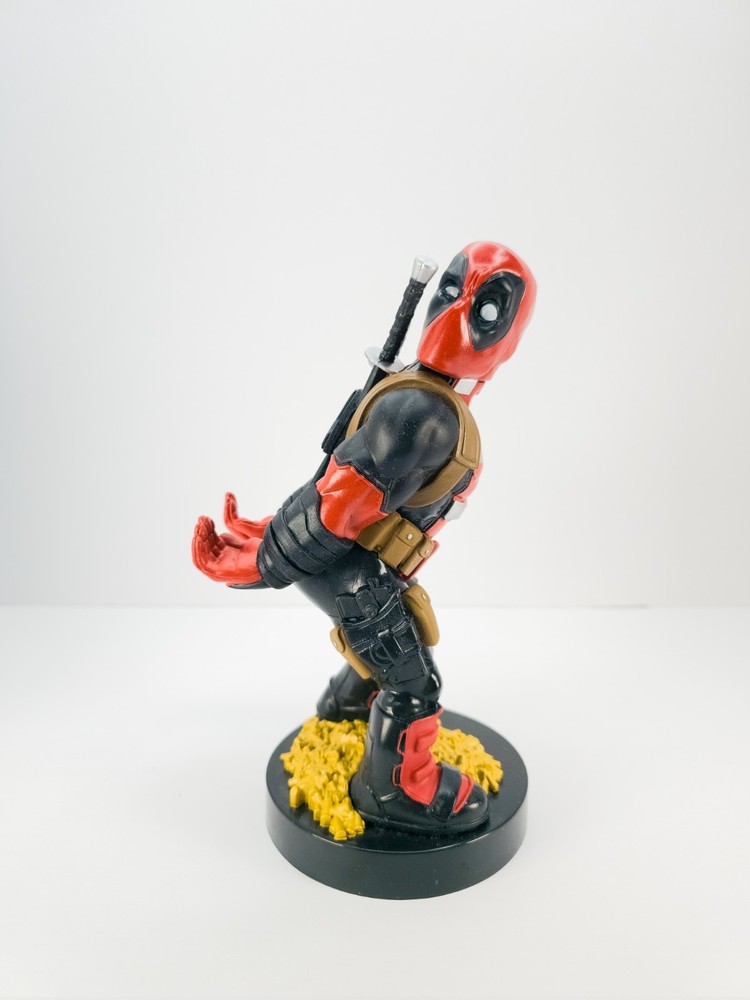 Cable Guys Deadpool Controller Holder "Bringing Up The Rear" Phone Stand Figure