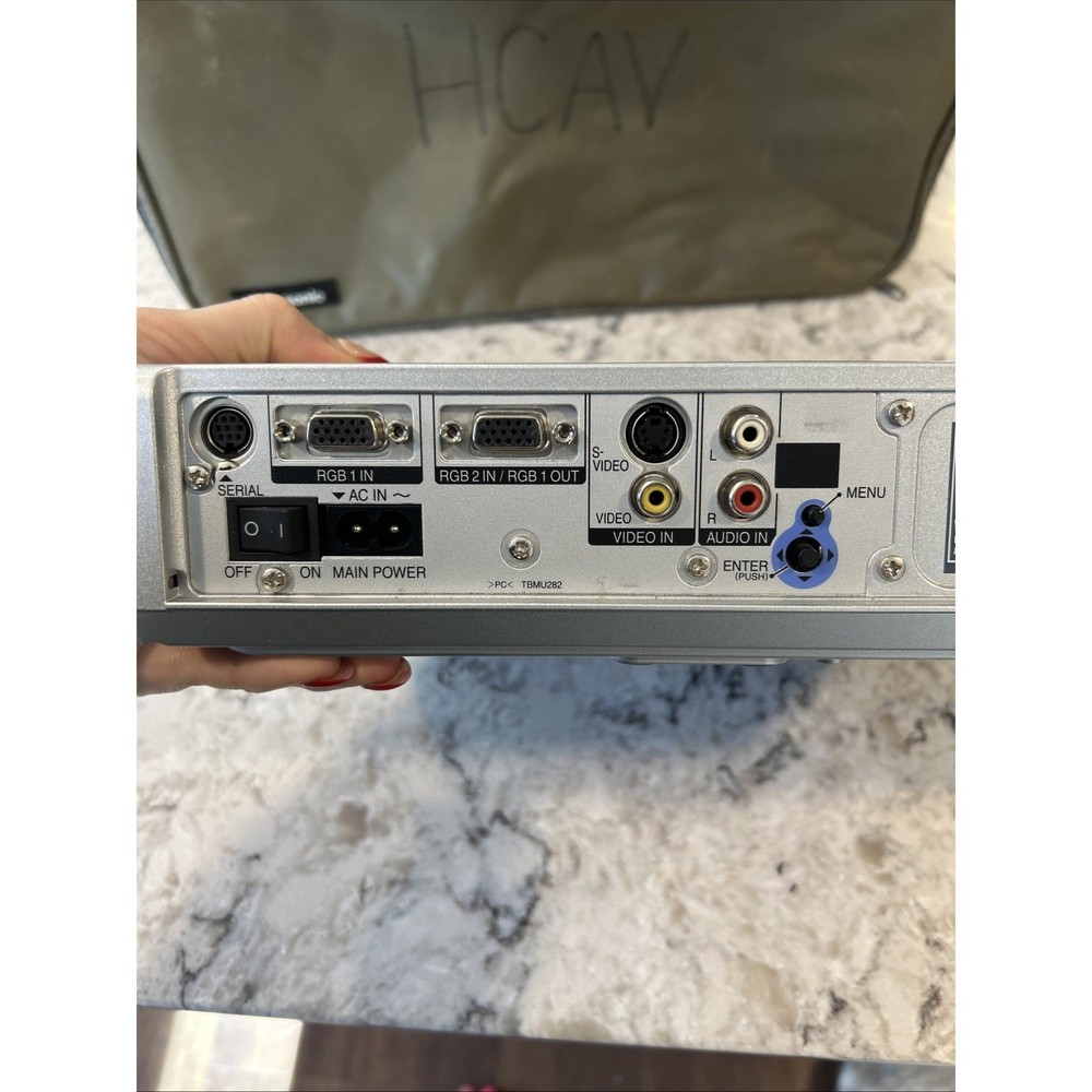 Panasonic PT-LC76U, LCD Projector, Tested, see Video with cords